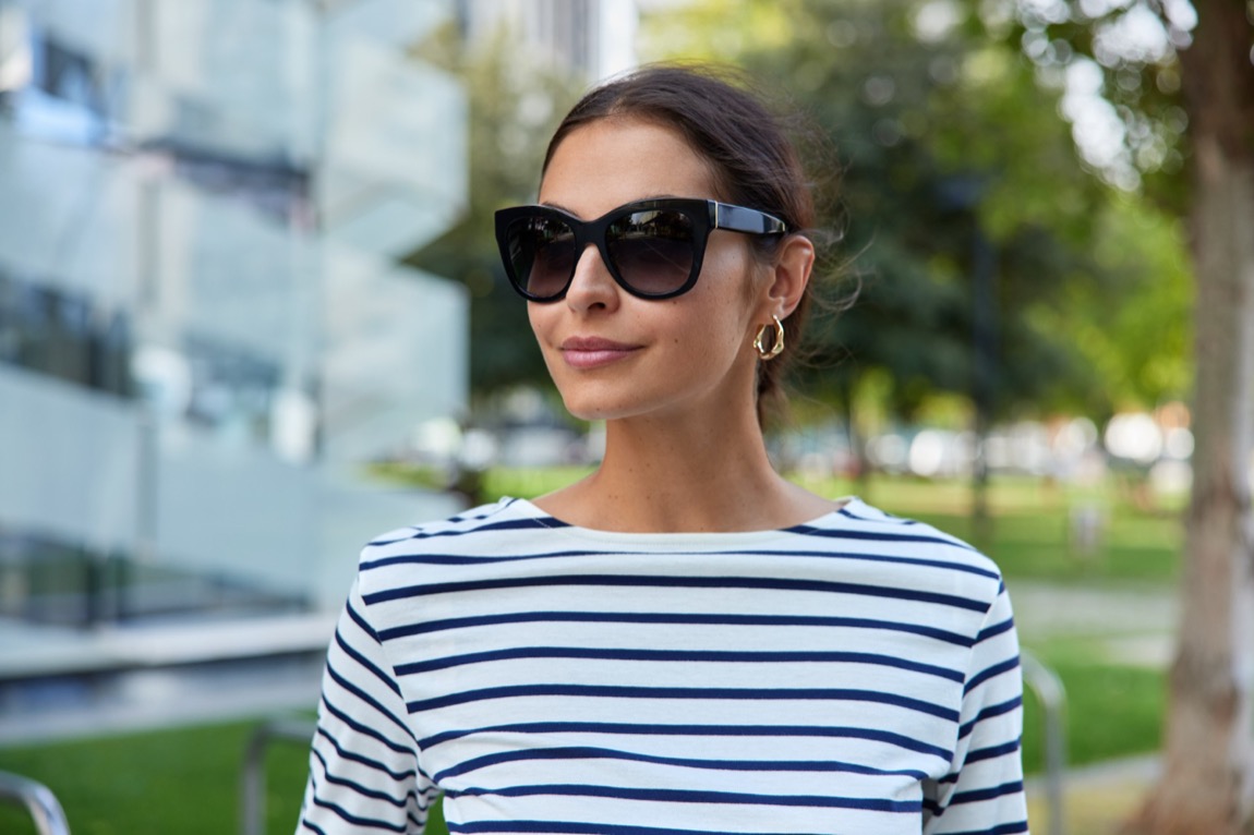 Dlaczego okulary Ray-Ban są wyjątkowe? Porównanie z innymi markami
